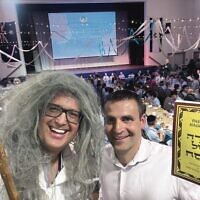 Rabbi Paul Lewin (left, dressed as Eliyahu Hanavi) and Rabbi Natti Friedler at Masada's model seder.