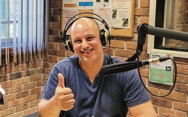 Shon Tamar broadcasts the growing Hebrew radio show in Brisbane.