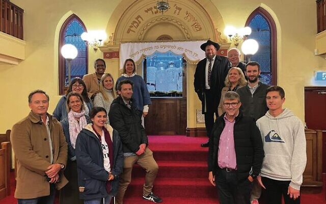 A Christian delegation enjoyed an interfaith visit to Newtown Synagogue.