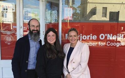 From left: Rabbi Aycee and Rebbetzin Sorella Abrahams meet with Marjorie O'Neill MP.