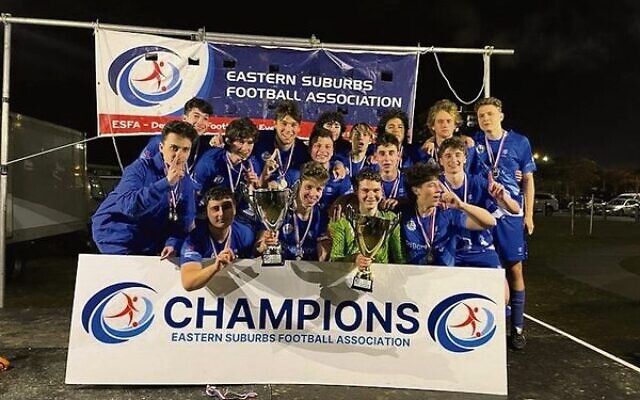 ESFA U18 division 1 boys' champions, Maccabi-Hakoah.