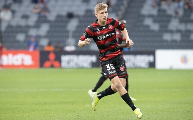 Zac Sapsford during his A-League Men's debut for the Western Sydney Wanderers on Saturday, October 22 at CommBank Stadium. Photo: Steve Christo/Corbis via Getty Images/courtesy Wanderers