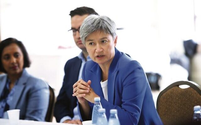 Foreign Minister Penny Wong has condemned the escalating violence in Israel.
Photo: Peter Haskin
