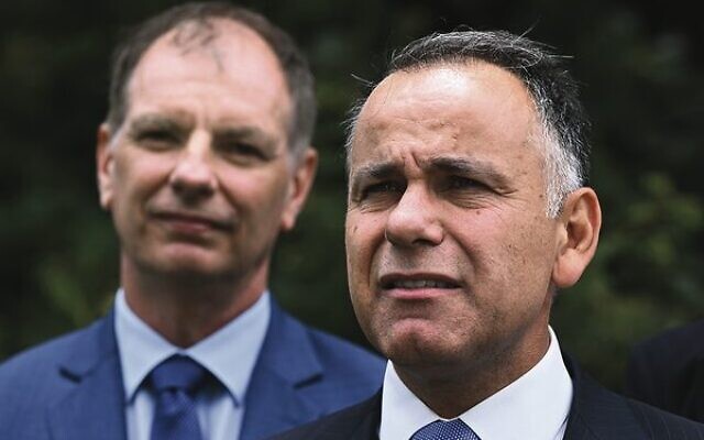 David Southwick (left) and Victorian Liberal leader John Pesutto speaking to media last week. Photo: AAP Image/Joel Carrett