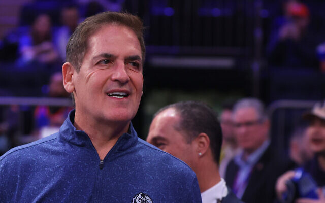 Mark Cuban seen during a game between the Dallas Mavericks and the New York Knicks. Photo: Mike Stobe/Getty Images via Kveller