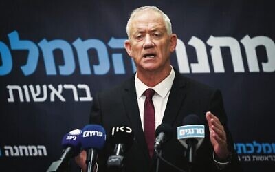 National Unity party leader Benny Gantz speaks to the media at the Knesset on March 1. Photo: Yonatan Sindel/Flash90