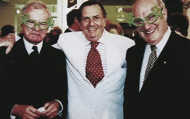 Barry Humphries (centre) with Rabbi John Levi (right) and mutual friend John Perry, clowning in Dame Edna specs. 
Photo: Rabbi John Levi – 60 Remarkable Years
