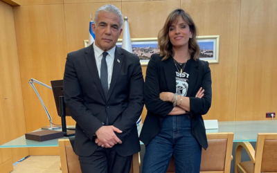 Former Foreign Minister and Prime Minister Yair Lapid with Noa Tishby. Photo: Instagram @noatishby