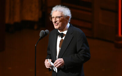 Sheldon Harnick accepts the special Tony Award for lifetime achievement in the Theatre at the Tony Awards at the Beacon Theatre on June 12, 2016, in New York Photo: Evan Agostini/Invision/AP, File