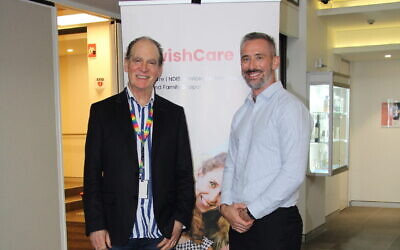 Warren Hurst (left) with JewishCare NSW CEO Gary Groves.