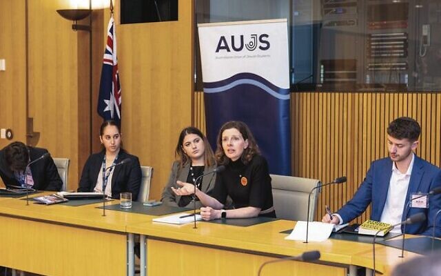 Allegra Spender speaking at the AUJS Political Training Seminar in Canberra. 
Photo: Ben Appleton | Photox - Canberra Photography Services