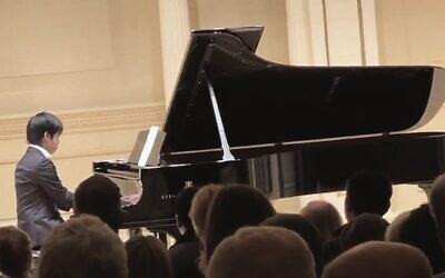 Kevin Chen performing at Carnegie Hall on October 19. Photo: Screenshot