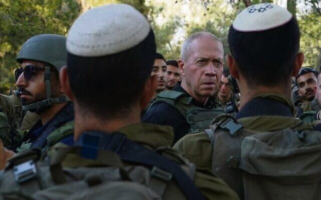 Defence Minister Yoav Gallant meets troops on the Gaza border on October 10. 
Photo: Ariel Hermoni/Defence Ministry