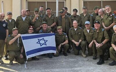 Sar-El volunteers at Tel Hashomer IDF base.