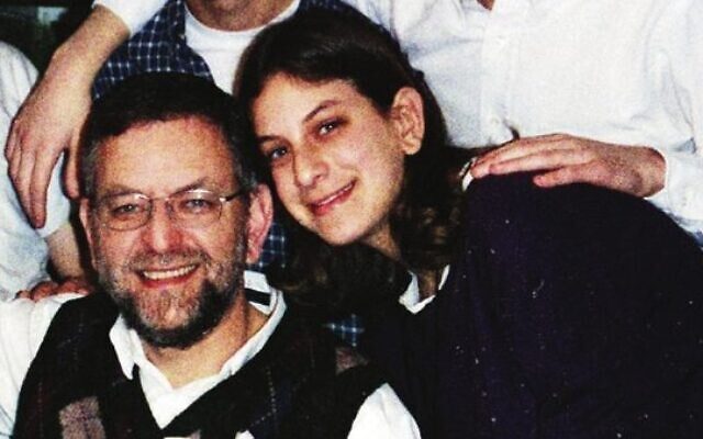 Malki Roth with her father Arnold Roth in January 2001.