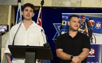 Israeli soldiers Yuval Fatiev, (left) and Itay Sagy address the ZDVO event in Melbourne. Photo: Giselle Haber