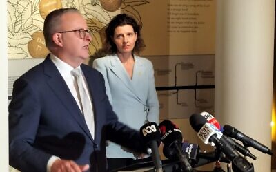 Prime Minister Anthony Albanese and Member for Wentworth Allegra Spender at the Sydney Jewish Museum. Photo: Shane Desiatnik