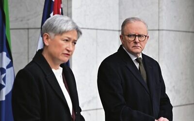 Foreign Affairs Minister Penny Wong and Prime Minister Anthony Albanese. Photo: AAP Image/Mick Tsikas
