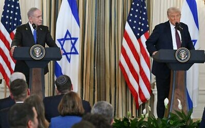 US President Donald Trump (R) and Prime Minister Benjamin Netanyahu participate in a press conference in the State Dining Room of the White House in Washington, DC, on September 29, 2025. (ANDREW CABALLERO-REYNOLDS / AFP)
