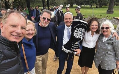 From left: David Southwick MP, Suzanne Zyngier, Zvi Civins, Rabbi Yonatan Sadoff, Kehilat Nitzan president Anna Plotkin and Beverley Rosenberg.
 Photo: Facebook.