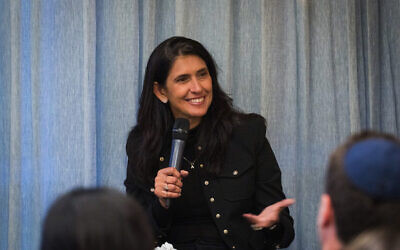 Shelley Shemtov shares her story at the UIA Women's Division event. Photo: Aaron Zajonc Photography,