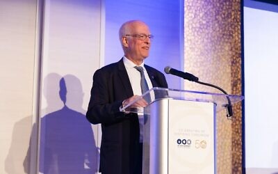 Ariel Porat speaks at the Australian Friends of Tel Aviv University 50 year anniversary dinner in Sydney. Photo : Giselle Haber