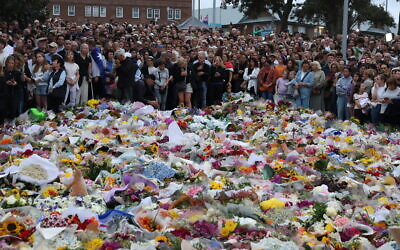 The memorial at Bondi Beach for the victims of the Chanukah massacre. Photo: Nadine Saacks
