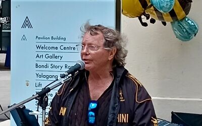 Peter Lavac leading a vigil gathering next to the Bondi Pavilion on January 18, 2025. Photos: Shane Desiatnik