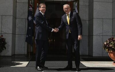 Prime Minister Anthony Albanese welcomes Israeli President Isaac Herzog at Parliament House. 
Photo: Facebook