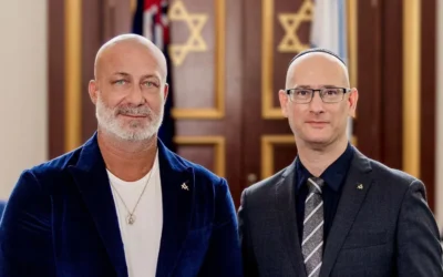 Daniel Willis (left) and Rabbi Adi Cohen.