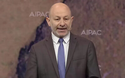 Arsen Ostrovsky speaks at AIPAC in Washington, DC. Photo: Screenshot