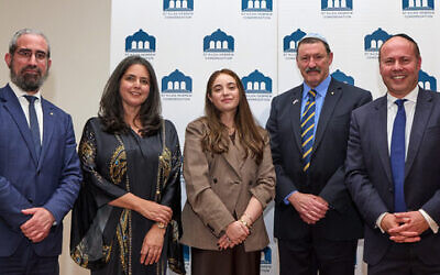 From left: Rabbi Yaakov Glasman, Rachelle Unreich, Sheina Gutnick, Mike Kelly, Josh Frydenberg.