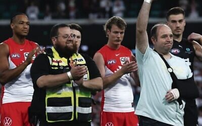 Survivors and heroes were recognised on the field at the SCG.
