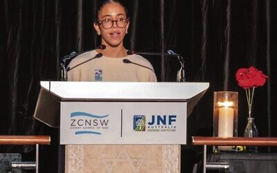 Chaya Dadon speaking at the Yom Hazikaron ceremony at Central Synagogue. Photo: Loretta Godfrey Photography