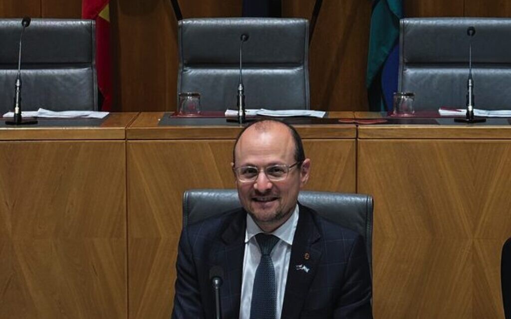 Parliamentary committee backs listing of White Australia