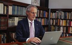 Rabbi Jeffrey Kamins working in the Rabbis' Library at Emanuel Synagogue. 
Photos: Loretta Godfrey