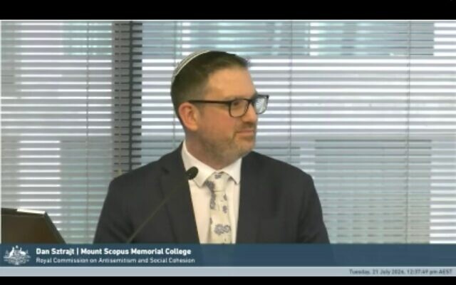 Mount Scopus Memorial College Principal, Dan Sztrajt. Photo: Screenshot Mount Scopus Memorial College Principal, Dan Sztrajt. Photo: Screenshot