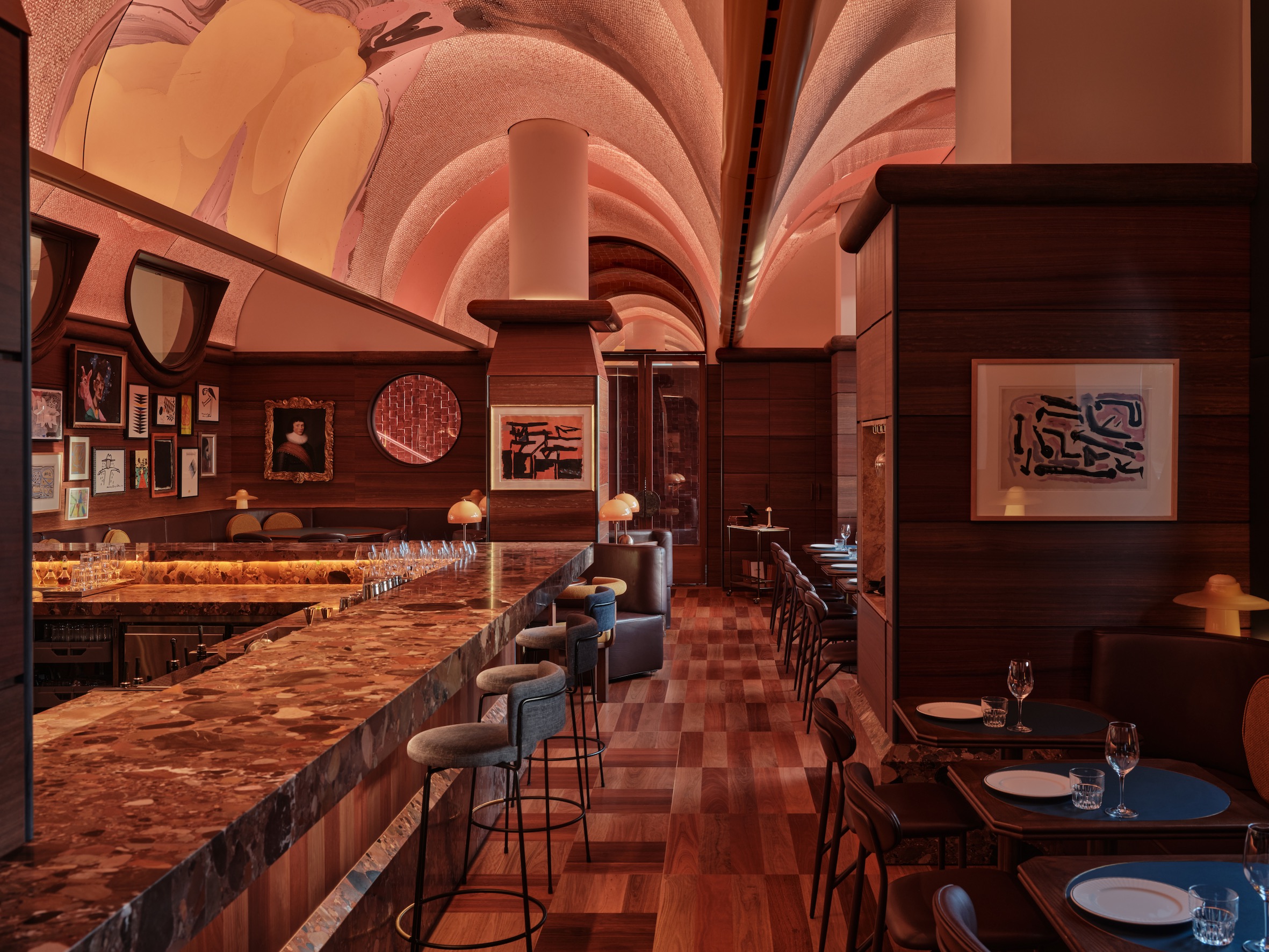 Inner-city hotel with an artistic vibe