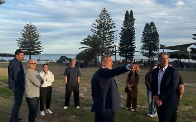ECAJ co-CEO Alex Ryvchin explains what happened during the terror attack on Chanukah by the Sea to Sydney Swans players, coaches and administrative staff.