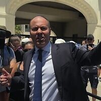 Josh Frydenberg speaks at Bondi Pavilion following the December 14 terror attack. Photo: Instagram