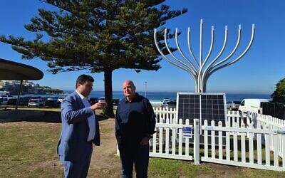 Waverley Mayor Will Nemesh (left) and Sha'ar HaNegev Mayor Ori Epstein at Bondi. Photo: Gareth Narunsky
