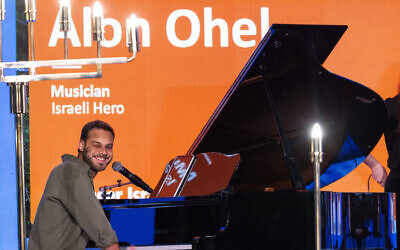 Released hostage, Alon Ohel. Photo: Chris Kapa