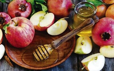 Rosh Hashanah is known for apples dipped in honey.   Photo: MyJewishLearning.com
