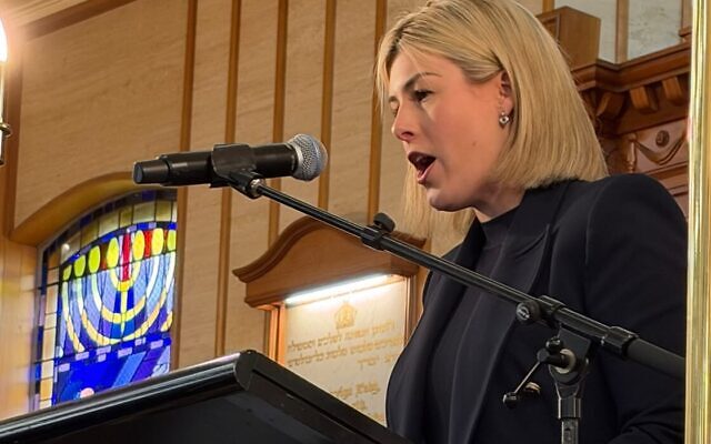 Victorian Opposition leader Jess Wilson, speaking at the launch of "Bondi Terror" at Caulfield Shule. Photo: Bruce Hill