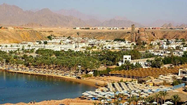 صورة توضيحية لمدينة الشرم الشيخ السياحية في مصر على ساحل البحر الأحمر. (Shutterstock)