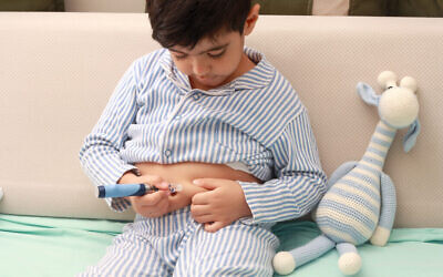 توضيحية: طفل يعاني من مرض السكري. (iStock)