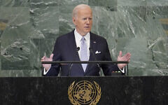 الرئيس الأمريكي جو بايدن يلقي كلمة أمام الدورة السابعة والسبعين للجمعية العامة للأمم المتحدة، في مقر الأمم المتحدة، 21 سبتمبر، 2022. (Mary Altaffer / AP)