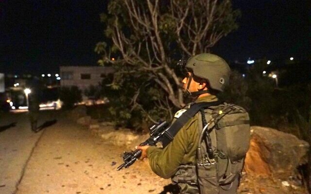 توضيحية: جنود اسرائيليون يعملون في الضفة الغربية، 23 اغسطس 2022 (Israel Defense Forces)