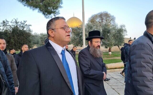 وزير الأمن القومي إيتمار بن غفير يزور الحرم القدسي، 3 يناير، 2023. (Courtesy: Minhelet Har Habayit)