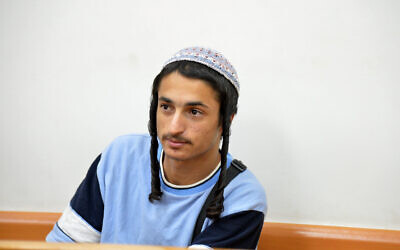 دافيد حاسداي يظهر في جلسة استماع في محكمة الصلح في ريشون لتسيون في 2 يوليو، 2013. (Yossi Zeliger/FLASH90)